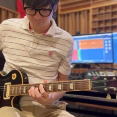 TapFatt's profile picture. 开了家音乐和舞蹈学院😆也参与各类编曲和电影/电视剧幕后制作。这里方便我记录自己作品当做profile和在每个领域留下了脚印✌️(不求流量）自爽的日记