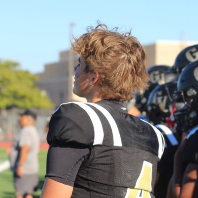 QB | 5'8 145 LBS | 3.9 GPA | GOLDEN VALLEY HS C/O 29 |