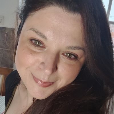 DOCENTE DE REALES Y CONTRATOS UBA DERECHO - ABOGADA - DEL CICLÓN 💚 🎠
