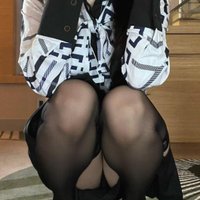 LateNightBabe_22 (@py7lkrpq1uvba30) 's Twitter Profile