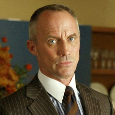 R_Huckleberry67's profile picture. Business tycoon. Kona big wave enjoyer.