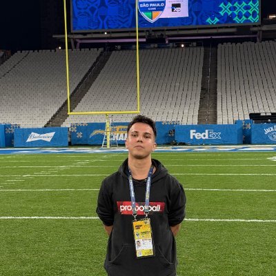Futebol americano | Editor-chefe no @profootballbr | NFL writer @SKProFootball | Jogador de poker nas horas vagas.