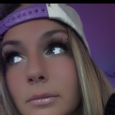 If you’re good at COD I already like u. I play Ranked MP and WZ. I am a full time flight attendant so I also stream IRL travel. VioletRages on Twitch💜