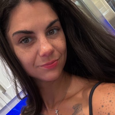 single mother I got two lovely kids Bianca and Dave 🥰❤️🩹