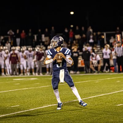 6’4 McFarland, WI C/O ‘27 🏀🏈⛳️| Wisconsin Swing 🔴⚫️| McFarland Varsity Quarterback 🟦⬜️ | 1st-Team All Conference QB + Conference OPOY