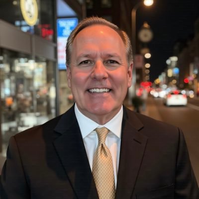 🏛️ Lawyer. Voice behind