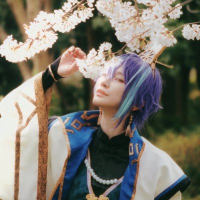 20↑社会人、概念コスプレアカウント、gk🎏、prsk🎈、JB🏹、休暇🐍(→@oneinei9k)、ゲームの話、毎日配信見とる、f/r/b お気軽にどうぞ。かませ🎪