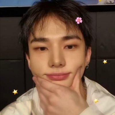 ૮ • ﻌ - ა eu e o minho competindo pra ver quem vai morder os brações do jisung ⋆˚𝜗𝜚˚⋆ collect and decos !! 🍮🍥 (pedidos abertos !!)