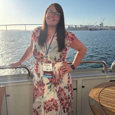 5th Year SPED teacher 👩🏻🏫 @AlaneAdamsBooks #1 TikTok Fan 📖BTP Teacher Ambassador📖 Aela & Nyla🐶 3/5/19💔 $llamakinz