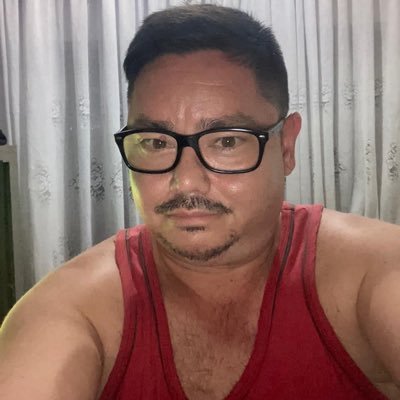 católico @flamengo 🔴⚫️@londrinaEC #direita 🇧🇷falando sobre tv e futebol #Sbtista solteiro