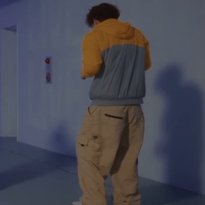 ビファ🐲📦スタ💥📦    無言フォロー失礼します🙇‍♀️逆は大歓迎です🫶