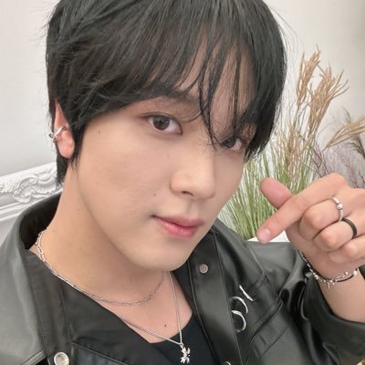 ˚₊·—̳͟͞͞♥ “우리 더더 행복하자” 이해찬, 2025 ☆ ‧˚₊*̥ 190707 230328 241030 (fan acc sometimes i tweet about non-kpop)