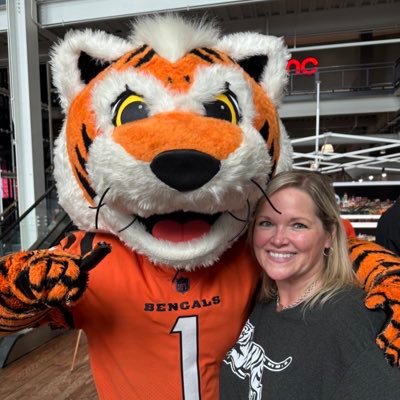 Kim ❤️🤍⚾️&🧡🖤🏈 Profile