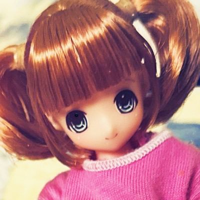 choceeclair's profile picture. doll diary, I collect azone pullip licca and blythe 😇 as well as some bjd, vintage, + custom dolls! ▫️ 26