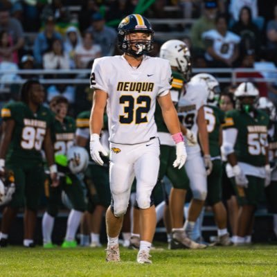 ✝️ Neuqua Valley HS 28’ | 5’ 11” 175lbs Varsity 🏈 SS/RB #32 | T&F Sprints/LJ tyvanderlaan1@gmail.com