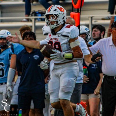 La Porte HS C/O 2027 6’3 230 Football TE Baseball-1B, DH 40 4.60 squat-545 bench-295 # 713-440-8307 ryker.reynolds2008@yahoo.com