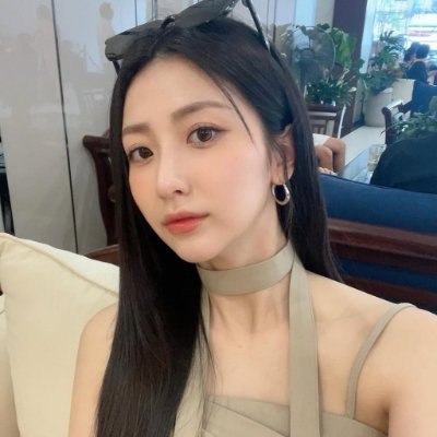 If I knew you were a little robot, I would have blocked you. No sex. No scammers. Likes to make friends and likes to learn new things..Loves America, supports X