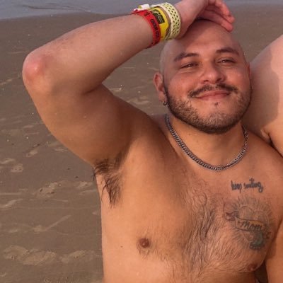 shitlorenz0says's profile picture. 🏳️‍🌈IG: folklore.nzo