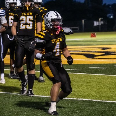 lharris4nj's profile picture. Bordentown regional high school || 2026|| #4||5'10||170lbs|| 3.8 gpa|| OLB,RB||Varsity Captain||609-949-3814||lharris4nj@gmail.com