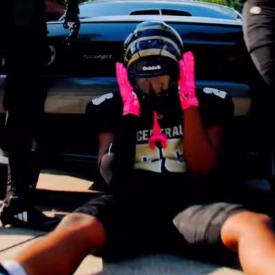 Little Rock central 2028 RB/LB | Head Coach @CoachARobinson1 | student Athlete |5’10| 200 lbs,3.7 GPA | IG @1skooda_ | Gmail christiancarroll067@gmail.com
