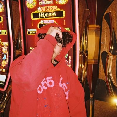 artofskiii's profile picture. don’t take me serious