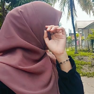 Yashfh_khn's profile picture. Alhamdulillah for every thing💝💞