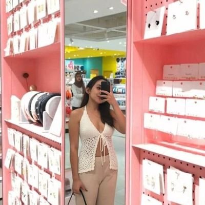 Sarikadewiz's profile picture. 💯💯 Follow me 💯 auto back cepat
 vibes positif 🌸 #Mutualan  keep smiling everyday ✨
