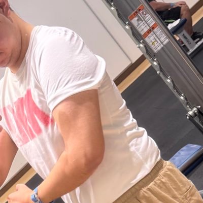 yKJzWpnyww71785's profile picture. 173/83/アラサーの20代/P16太/ウケよりリバ/定期的にやれるセフレ募集/ 秘密厳守㊙️顔はDM