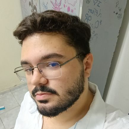 “fiz da palavra um túmulo,
e de cada verso, uma lápide provisória
para sepultar aquilo que nem sei se viveu em mim.”
