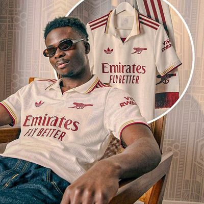 Lagos born, Edo blood || Media Enthusiast || Photographer || Die Hard Arsenal Fan || Christian || Drummer || Humanist Lover of poetry and African Literature ||