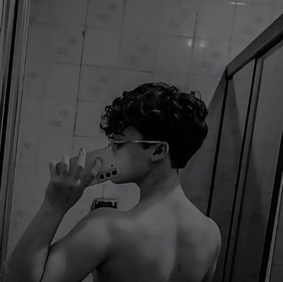 alec_vivencias's profile picture. .