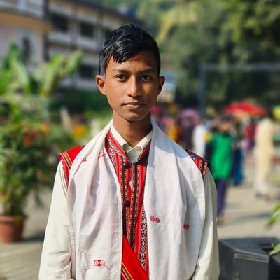 realnsray's profile picture. Student | Social media is Your Voice | Every Person Who Writes and Speaks on social media is a journalist.