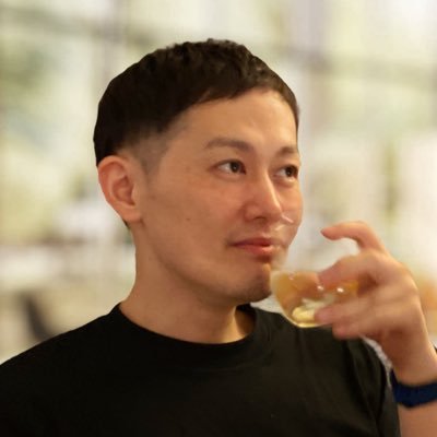 enya_hitogoto's profile picture. ”ヒトリゴトを誰かの元へ” 
「喫茶ヒトゴト」は、コーヒー片手にヒトリゴトをこぼす喫茶店のような番組です☕️
僕にとってのヒトリゴトは、誰かにとってのヒトゴト
楽しい話や、ちょっと落ち込んだ話、時には料理実況まで✨
Sportify、ApplePodcast等で不定期配信中！
ご感想は #喫ヒト を付けてポストを🥳