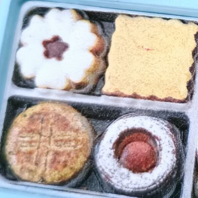 母を介護してます。要介護3/たぶん認知症。以前介護事務やってました。私のつぶやき。余裕がなくてお返事はできないのでごめんなさい。