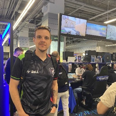 CS is life.
Playing life differently and enjoying it!
adjusting.. adjusting..
https://t.co/v7I21lQxNq
Business inquiries: Mr.Batt200@gmail.com