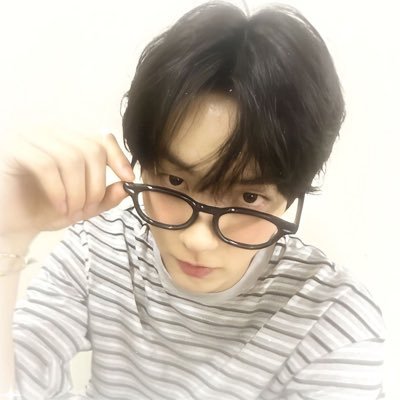 ——— she/her! • introvert freak yapper 24/7 • loves studying, traveling, and fangirling over bts txt enha ♡ • currently working hard to study & work abroad ⭑.ᐟ