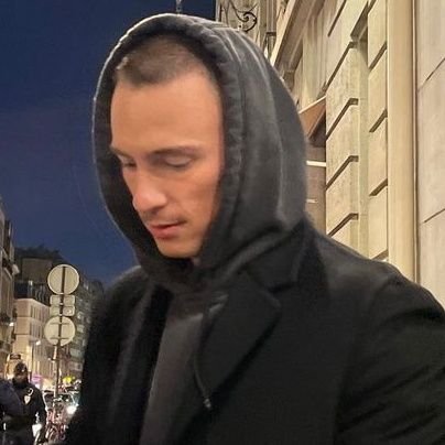 trilvain's profile picture. ⠀ ⠀ ⠀⠀ ⠀ ⠀ ⠀ a ⠀beacon ⠀ of ———  strength.