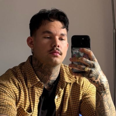 kutkyle's profile picture. we told you this was... (he/him) / @kutbisexueel