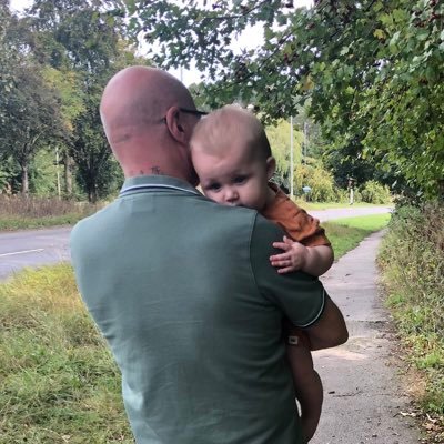 having to start again after loosing account. punk, glam, ska, Bowie. LUFC, MotoGP. NO WAR BUT CLASS WAR https://t.co/N4chxI8vcl