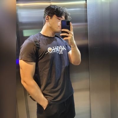 acohandmade's profile picture. @ersinlari
Bilgisayar Mühendisliği Öğrencisi
----
Hisse senedi yatırımı yapmak risklidir ama hisse senedi yatırımı yapmamak daha risklidir