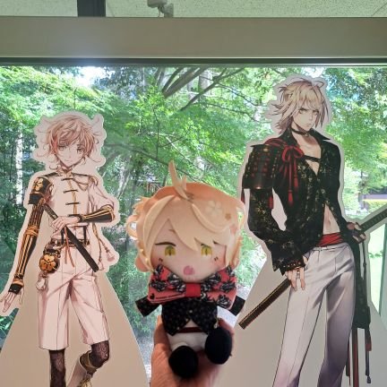 showhiko's profile picture. カメラもやるレイヤー。審神者楽しい。