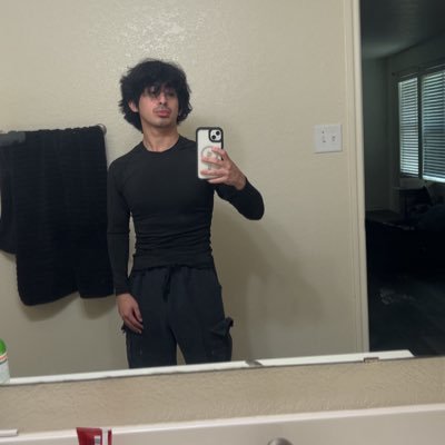 Yoshira_spl's profile picture. Retired Splatoon Player