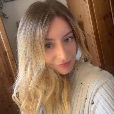 Psychology & Counselling Student👩🏼🎓| Gothic Photography 📸|80’s Slashers🔪| Victorian History 🎩|PTSD Recovery ❤️🩹| Femme🎀 | Demisexual🏳️🌈|Taken 🥰💍