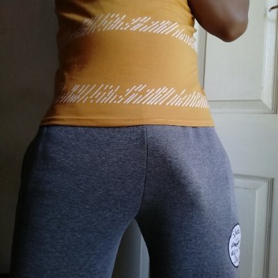 FMutswapo's profile picture. no under 🔞 Coz i post 🍆🍆 & 🍑🍑 👇🇿🇼🇿🇼