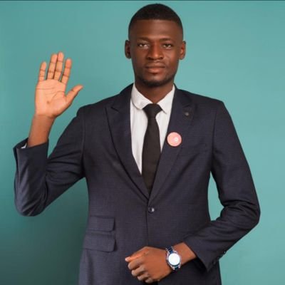 Compte officiel / Homme, licencié en marketing, célibataire et cadre de l'AFDC-A.
