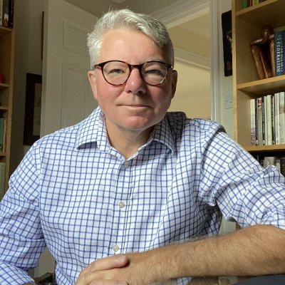 Thomas Jefferson historian. PhD from Edinburgh University. Working on book project about Jefferson, his Englishness, and England.