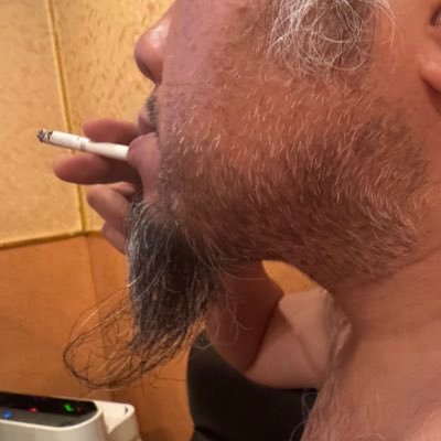 🔞。狂気の支配者。糞豚・奴隷:C( @k_c_0705 )を所有。愛で方は最下層、奴隷、オナホ、便女、豚扱い。縄は多少。基地外主従のため巷に溢れるドミサブ好きな人とは合わない。調教はハードなBDSMと拷問系。120よりも105。画像・動画の無断保存と転載NG⚠️ご支援・noteは⇩リンクから