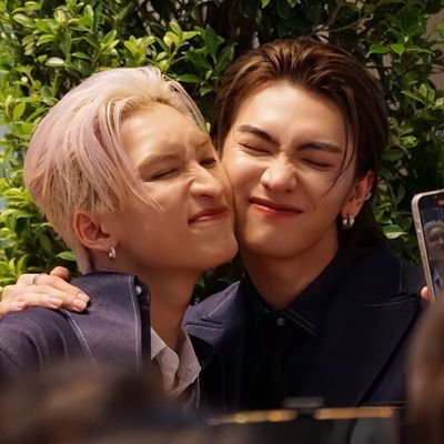 (VAV+VAMPZ=ALWAYS TOGETHER)
💙BoNoh FOREVER💙