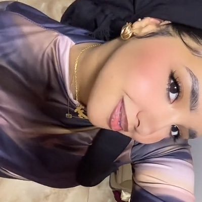 ﴿وَأُفَوِّضُ أَمْرِي إِلَى اللَّهِ ۚ إِنَّ اللَّهَ بَصِيرٌ بِالْعِبَادِ﴾