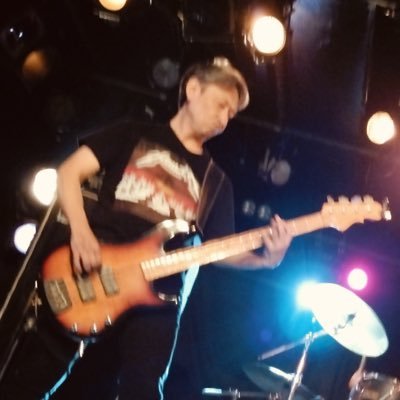 bass弾きのサラリーマン 時々 live 出演してます🎸 所属 #メタルイカ(metallica cover) #FullMetalAromor(original) #heavymetal 好きです🤘 #PFUNK も好き✌️